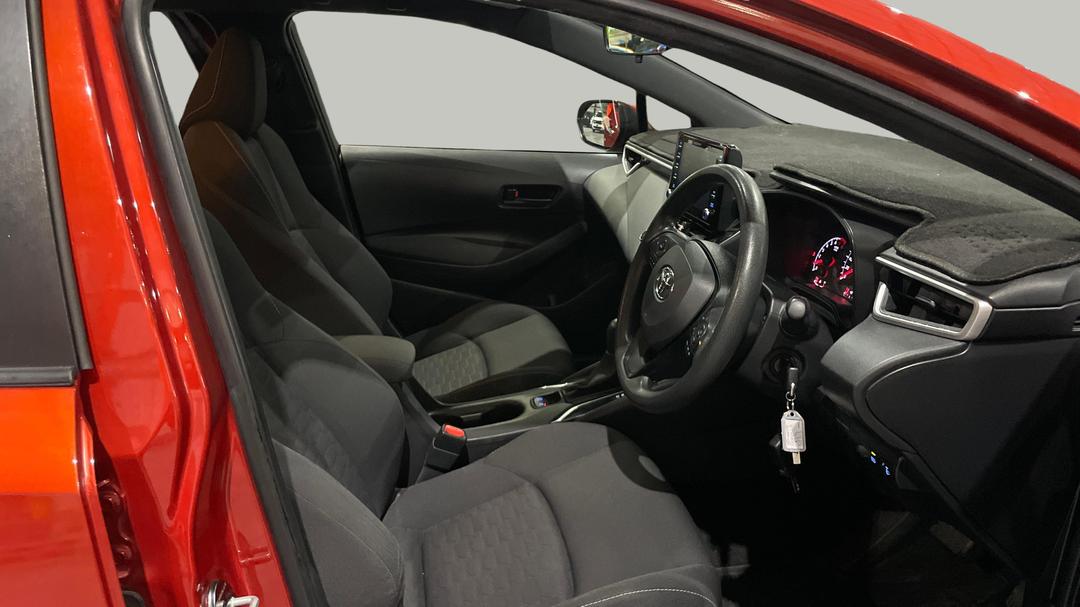2019 Toyota Corolla Ascent Sport, Automatic, 85745 km, Right Side Front Door Cabin View