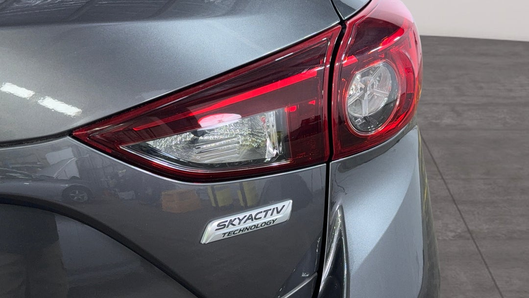 2017 Mazda 3 Sp25, Manual, 118411 km, Badge (Boot Right Side)