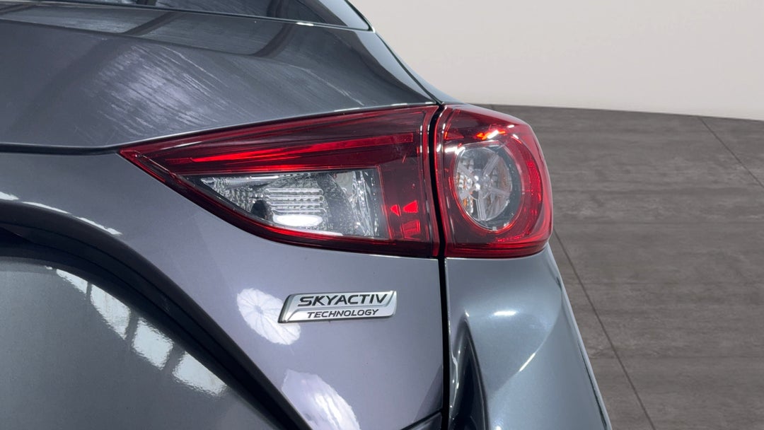 Badge (Boot Right Side)