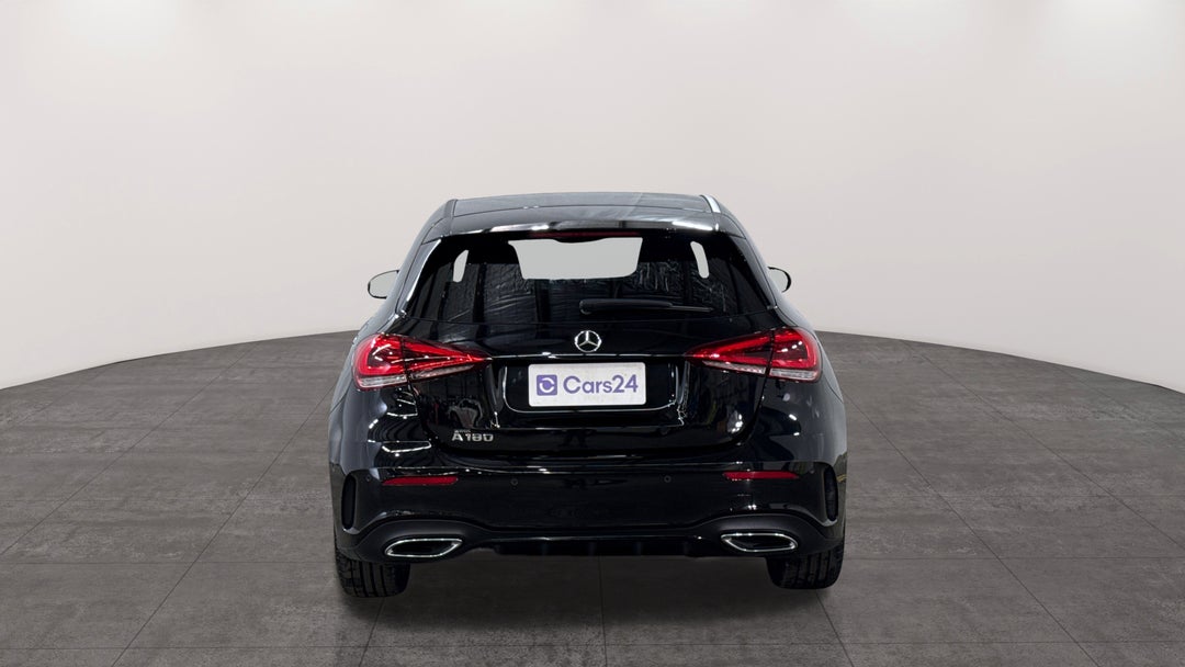 2022 Mercedes-benz A180 A180, Automatic, 18967 km, Back/Rear View