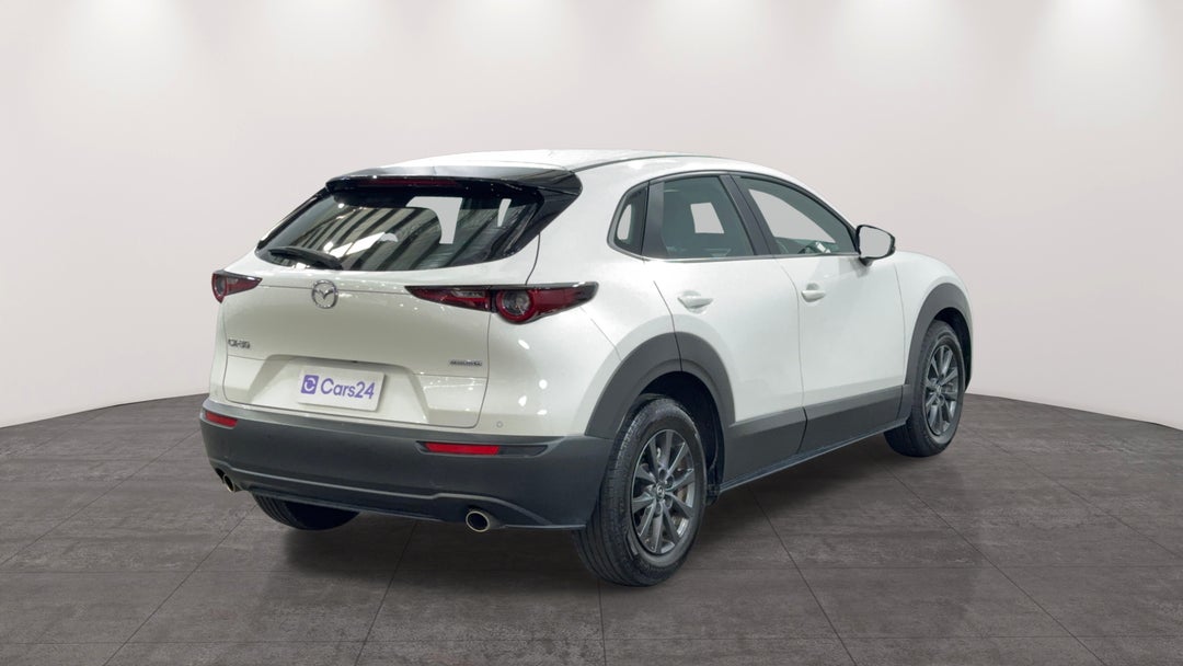 Right Back Diagonal (45- Degree) View