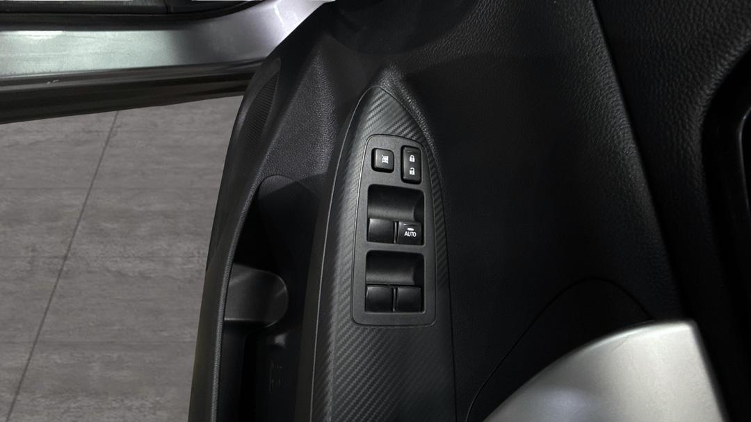 2024 Mitsubishi Eclipse Cross Es (2WD), Automatic, 33409 km, Drivers Side Door Panel Controls