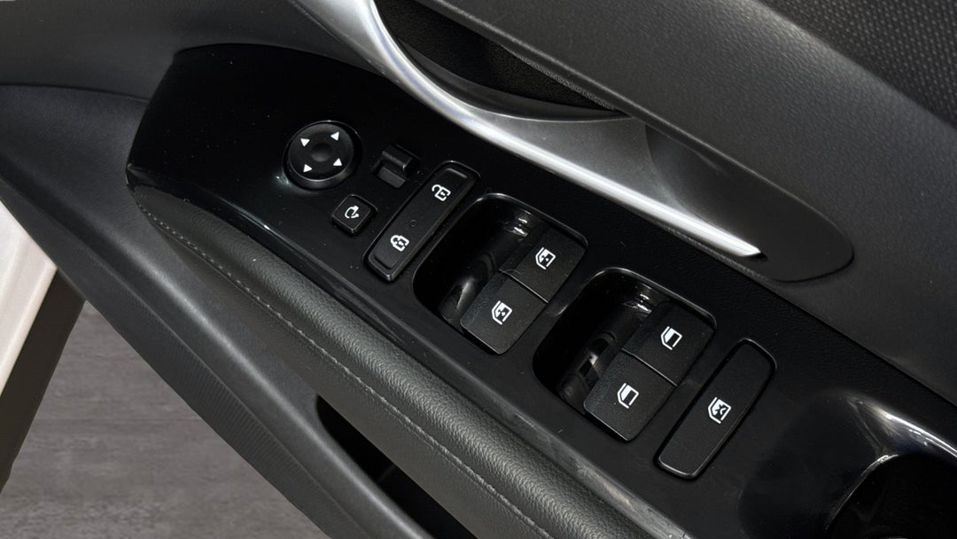 2023 Hyundai Tucson (FWD), Automatic, 38629 km, Drivers Side Door Panel Controls