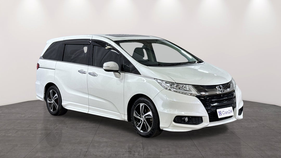 2017 Honda Odyssey Vti-l, Automatic, 106010 km, Right Front Diagonal (45- Degree) View
