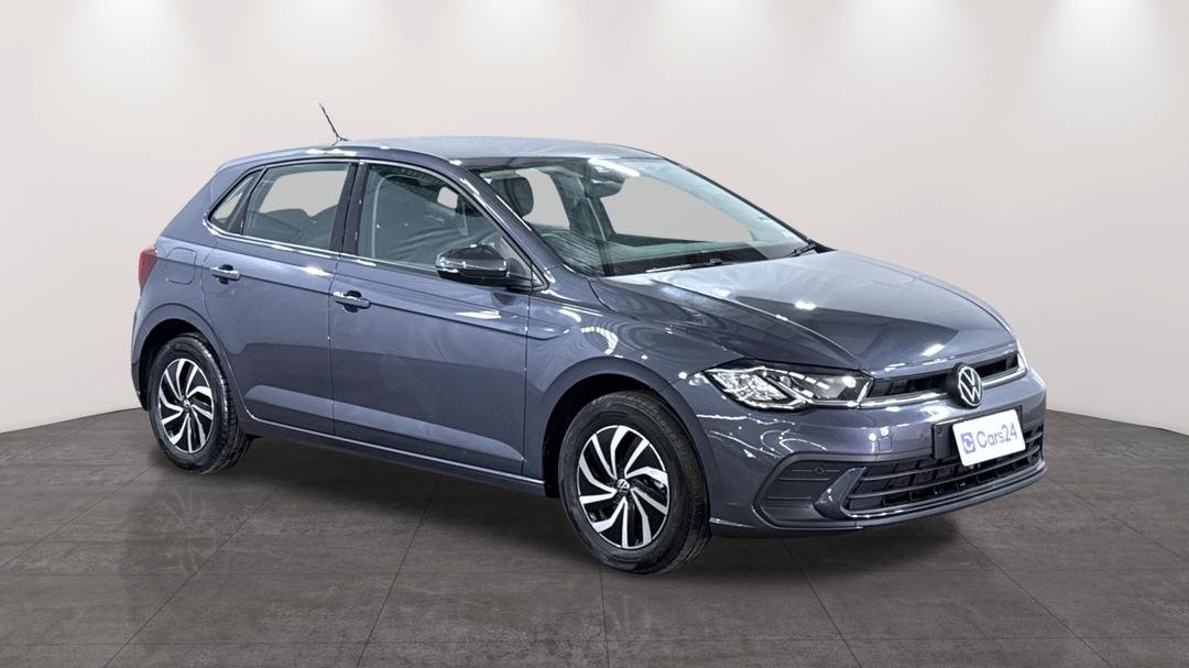 2024 Volkswagen Polo Life, Automatic, 26357 km, Right Front Diagonal (45- Degree) View