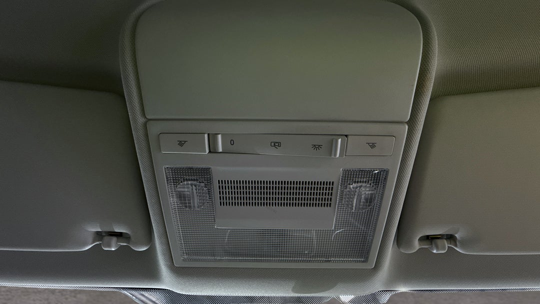 2016 Volkswagen Polo 81 Tsi Comfortline, Automatic, 68611 km, On-Roof Controls/Sunglass holder