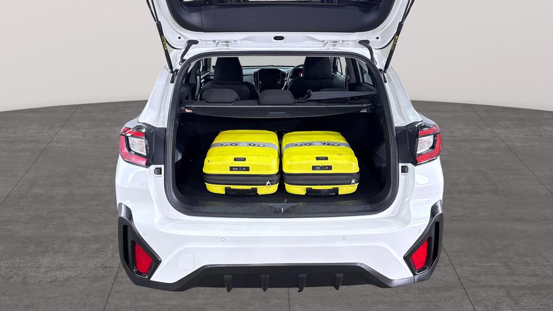 2025 Subaru Crosstrek AWD 2.0l, Automatic, 28551 km, Boot Inside View with Luggage
