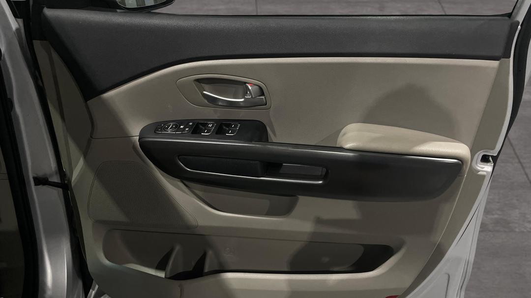 2020 Kia Carnival S, Automatic, 91871 km, Speaker View