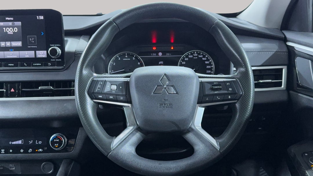 2024 Mitsubishi Outlander Es 5 Seat (2WD), Automatic, 53739 km, Steering Wheel Close-up
