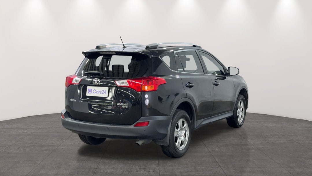 Right Back Diagonal (45- Degree) View