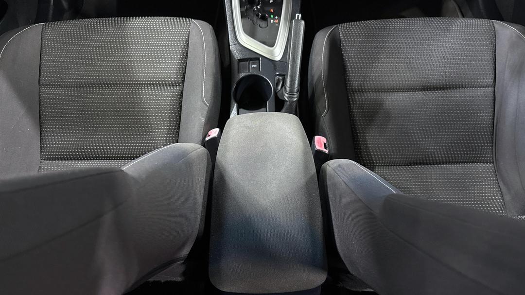 2014 Toyota Corolla Ascent Sport, Automatic, 87517 km, Center Console