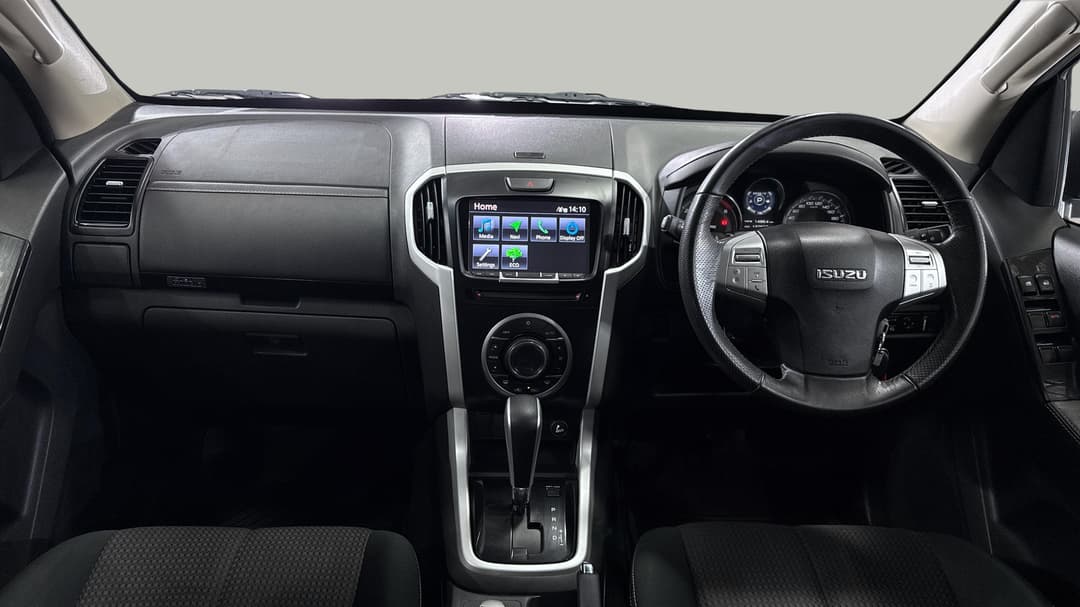 2017 Isuzu MU-X Ls-u (4x4), Automatic, 122650 km, Dashboard View