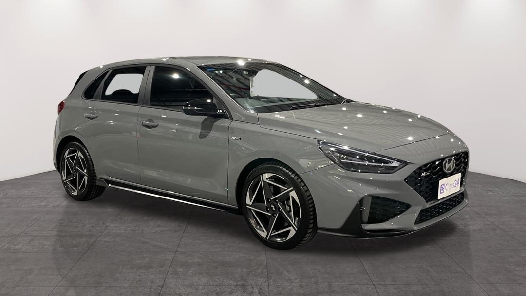 2025 Hyundai i30 N Line Mhev, Automatic, 2547 km, Right Front Diagonal (45- Degree) View
