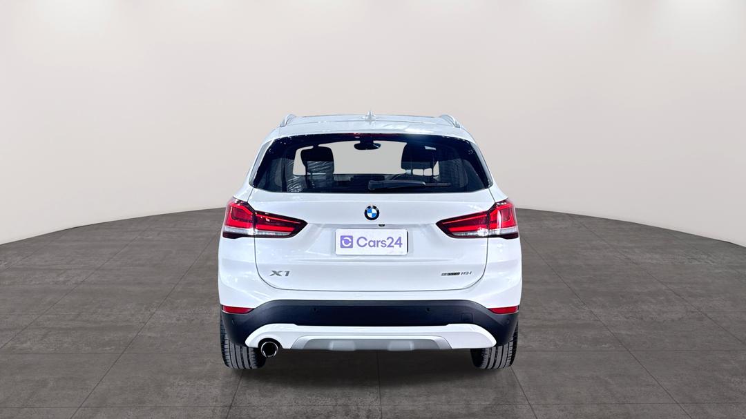 2021 BMW X1 sDrive 18i, Automatic, 28239 km, Back/Rear View