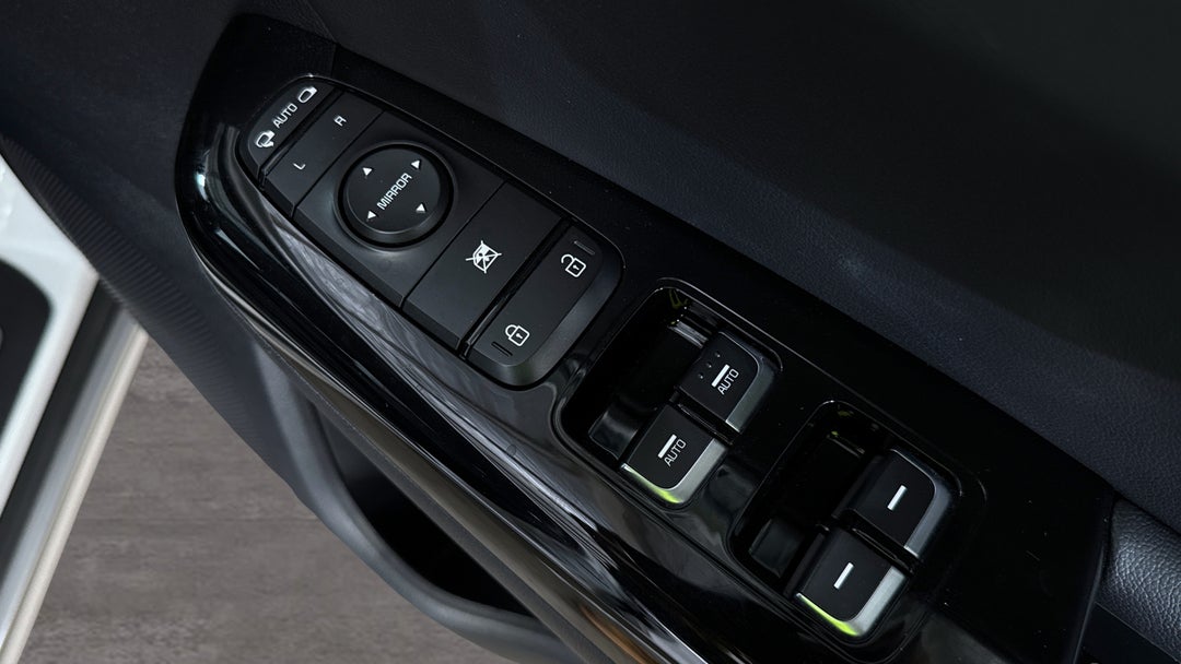 2018 Kia Sportage Gt-line (AWD), Automatic, 53955 km, Drivers Side Door Panel Controls