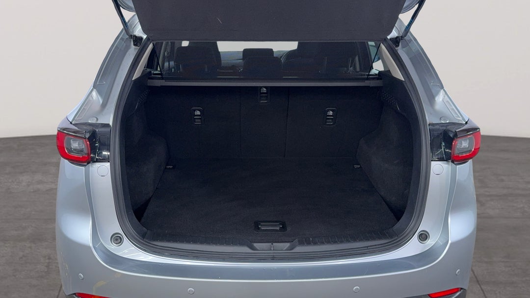 2023 Mazda CX-5 G20 Maxx (fwd), Automatic, 32324 km, Boot Inside View