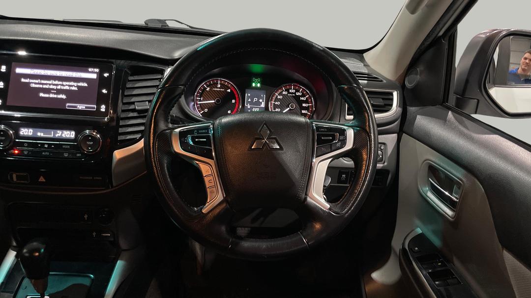 2018 Mitsubishi Triton Gls (4x4), Automatic, 160905 km, Steering Wheel Close-up