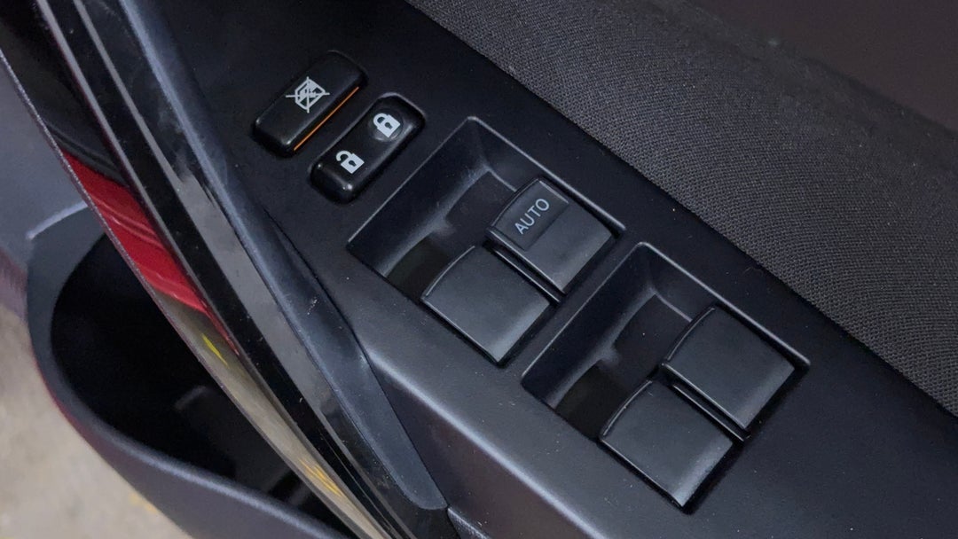 2017 Toyota Corolla Ascent, Automatic, 79006 km, Drivers Side Door Panel Controls