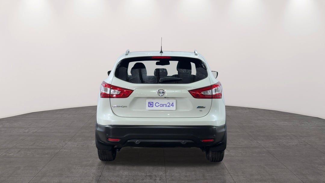 2016 Nissan Qashqai Ti, Automatic, 114532 km, Back/Rear View