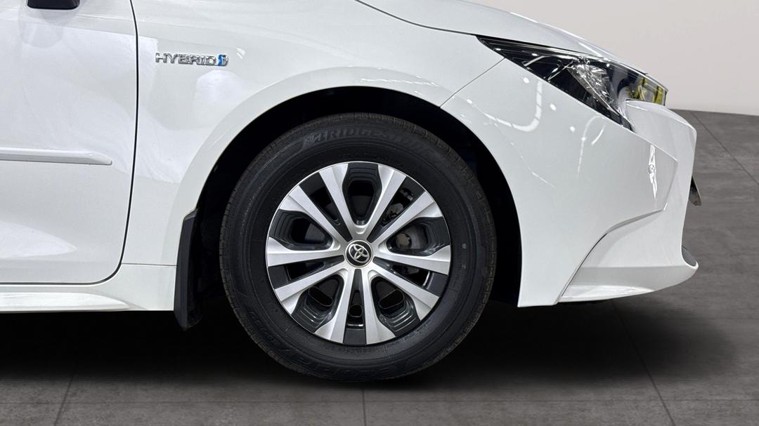 2020 Toyota Corolla Ascent Sport Hybrid, Automatic, 19913 km, Right Front Wheel