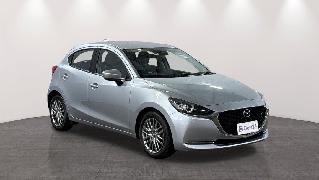 2022 Mazda Mazda2 G15 Evolve, Automatic, 32912 km, Right Front Diagonal (45- Degree) View