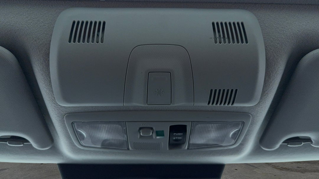 On-Roof Controls/Sunglass holder