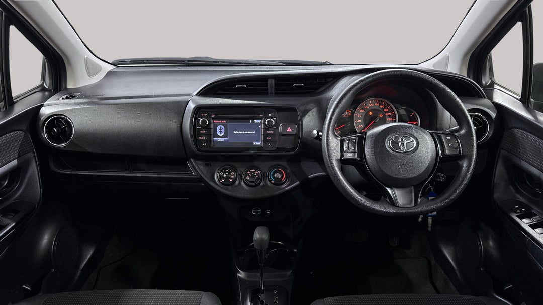 2017 Toyota Yaris Ascent, Automatic, 46118 km, Dashboard View