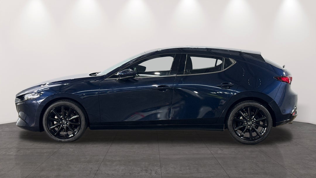 2022 Mazda 3 G25 Astina, Automatic, 26062 km, Left Side View