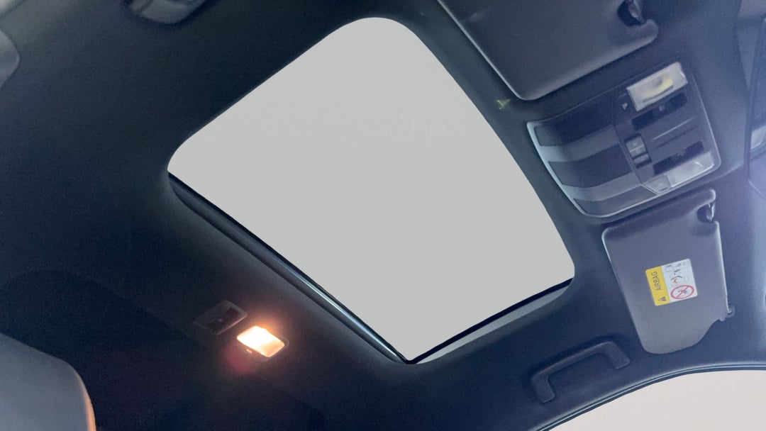 Interior Sunroof/Moonroof