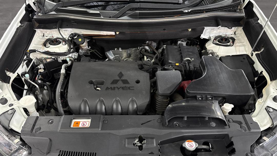 2017 Mitsubishi Outlander Ls (4x2), Automatic, 73155 km, Open Bonnet (Engine)