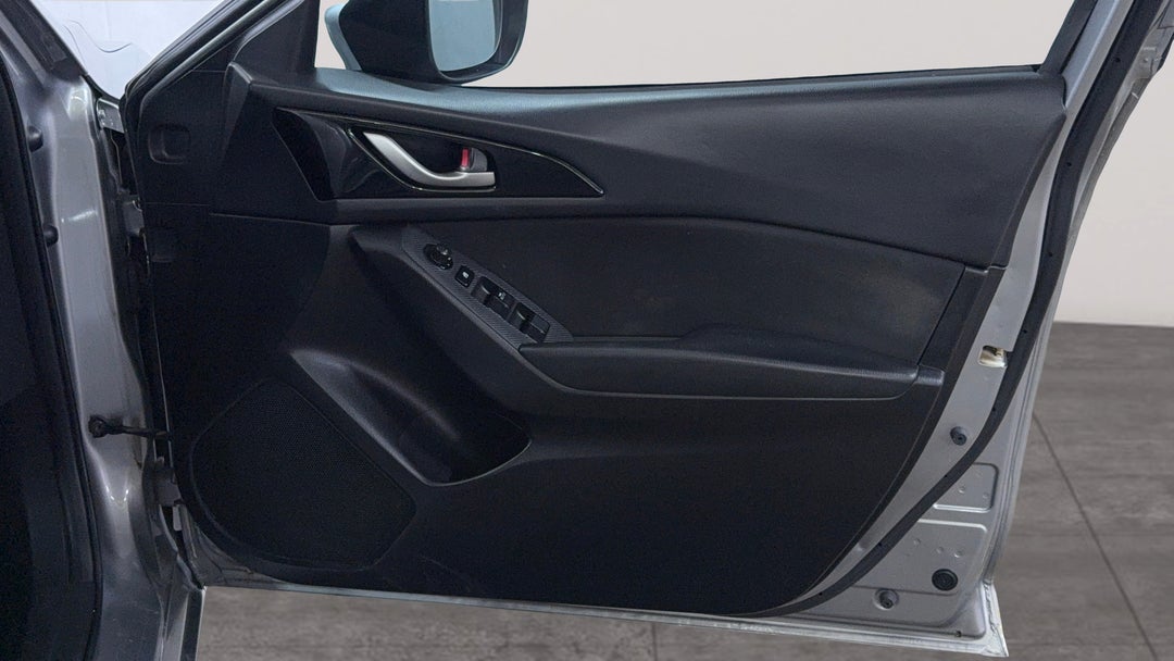 2016 Mazda 3 Maxx, Manual, 135785 km, Speaker View