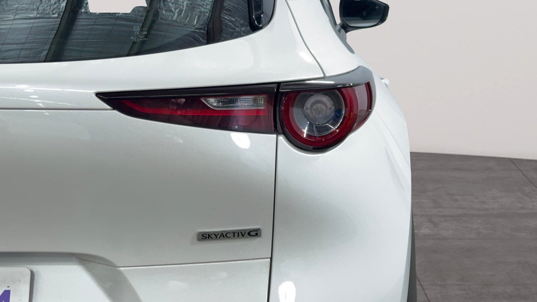 Badge (Boot Right Side)