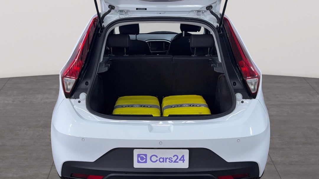 2023 MG Mg3 Auto Core, Automatic, 25190 km, Boot Inside View with Luggage