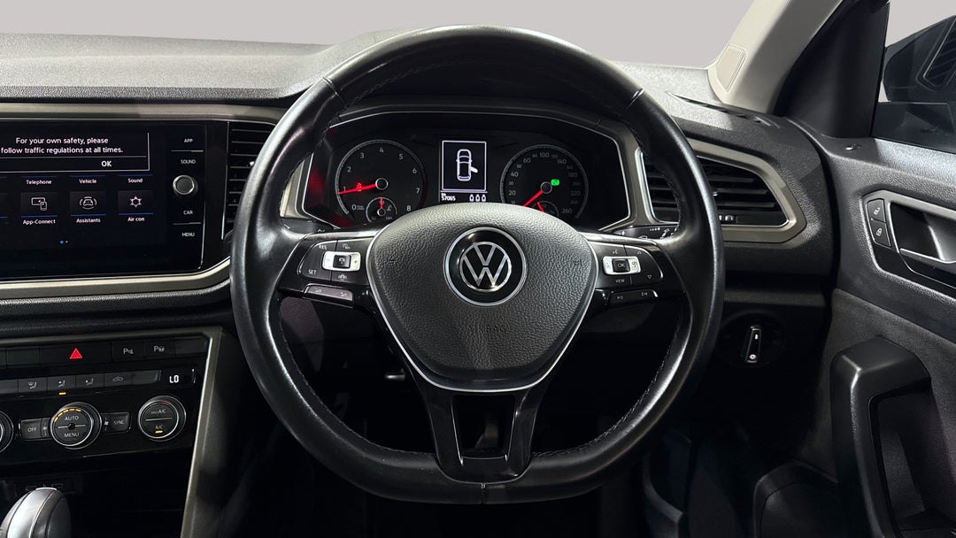 2021 Volkswagen T-roc 110tsi Style, Automatic, 57065 km, Steering Wheel Close-up