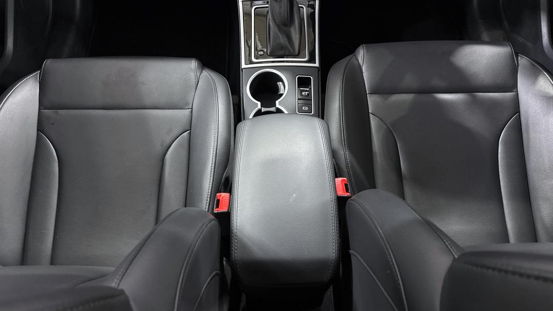2020 Haval H2 Lux 2WD, Automatic, 87126 km, Center Console