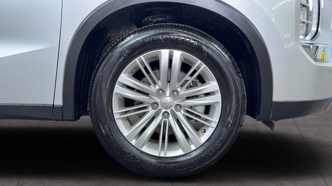 2024 Mitsubishi Outlander Es 5 Seat (2wd), Automatic, 54378 km, Right Front Wheel