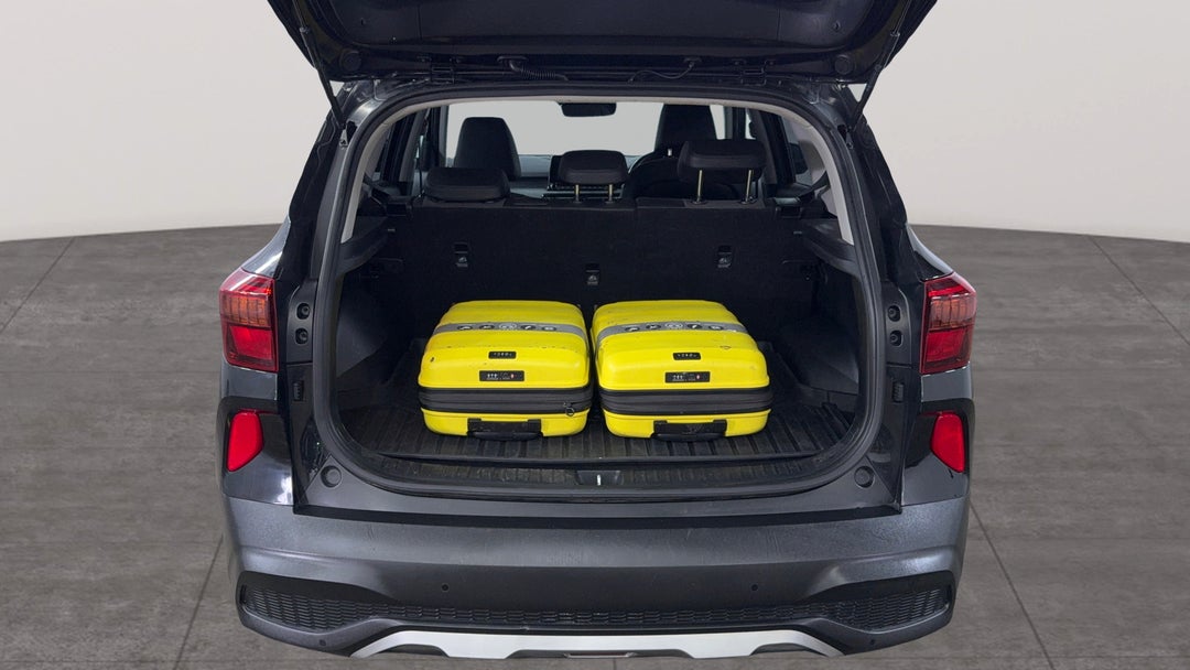 2020 Kia Seltos Sport+ (FWD), Automatic, 75603 km, Boot Inside View with Luggage