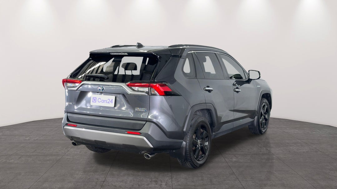 Right Back Diagonal (45- Degree) View