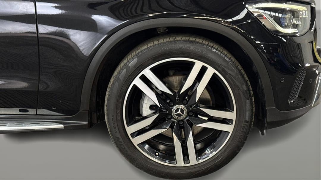 2020 Mercedes-benz GLC 300 4matic, Automatic, 78067 km, Right Front Wheel