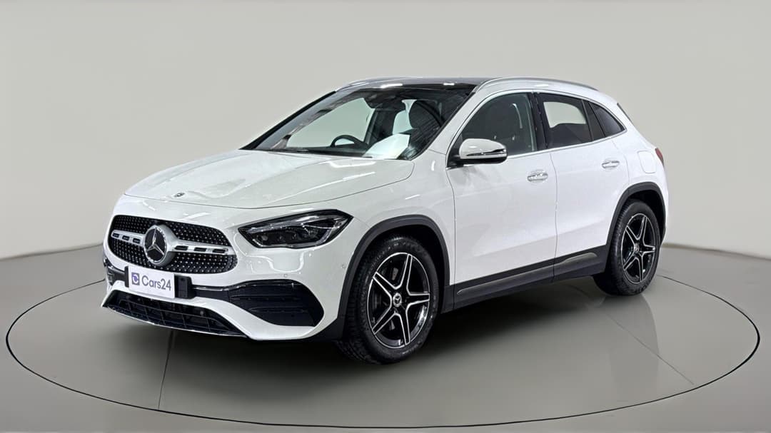 2021 Mercedes-benz GLA 250 4matic, Automatic, 16149 km, Left Front Diagonal (45- Degree) View