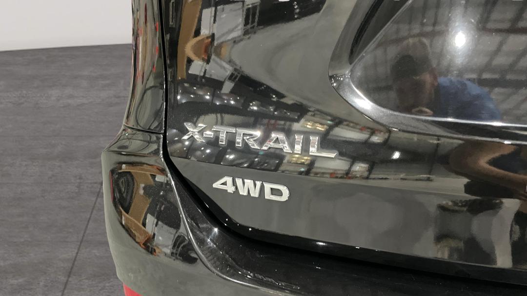2017 Nissan X-trail St (4x4), Automatic, 132364 km, Badge (Boot Left Side)