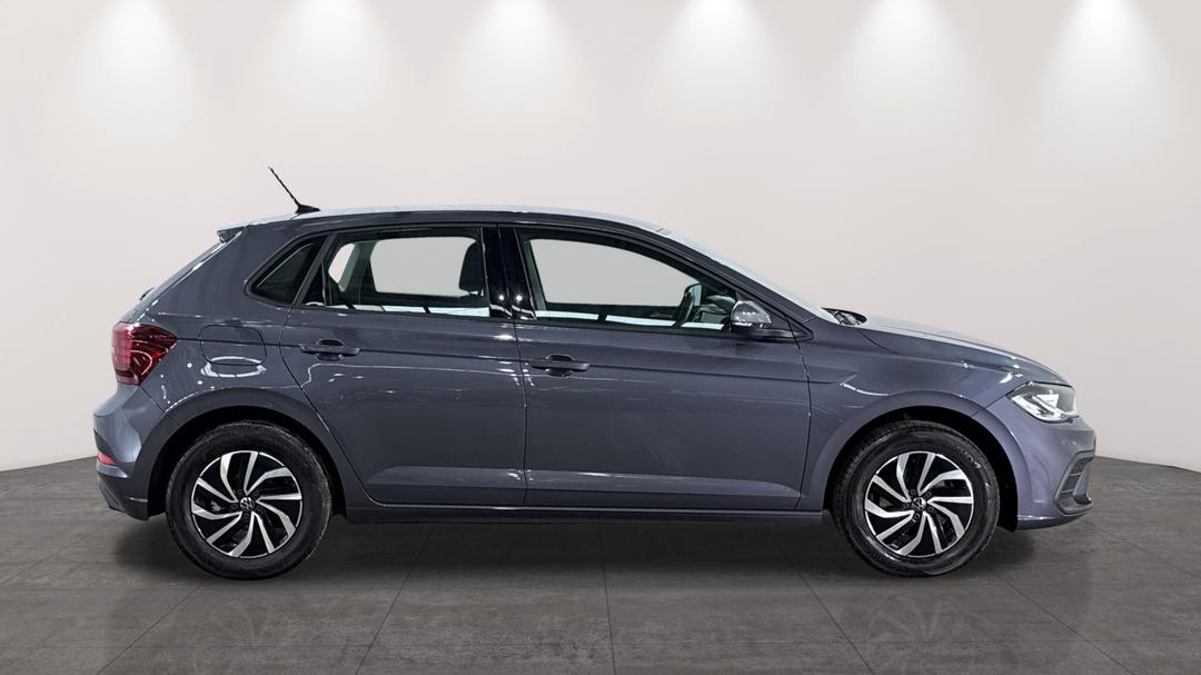 2024 Volkswagen Polo Life, Automatic, 26357 km, Right Side View