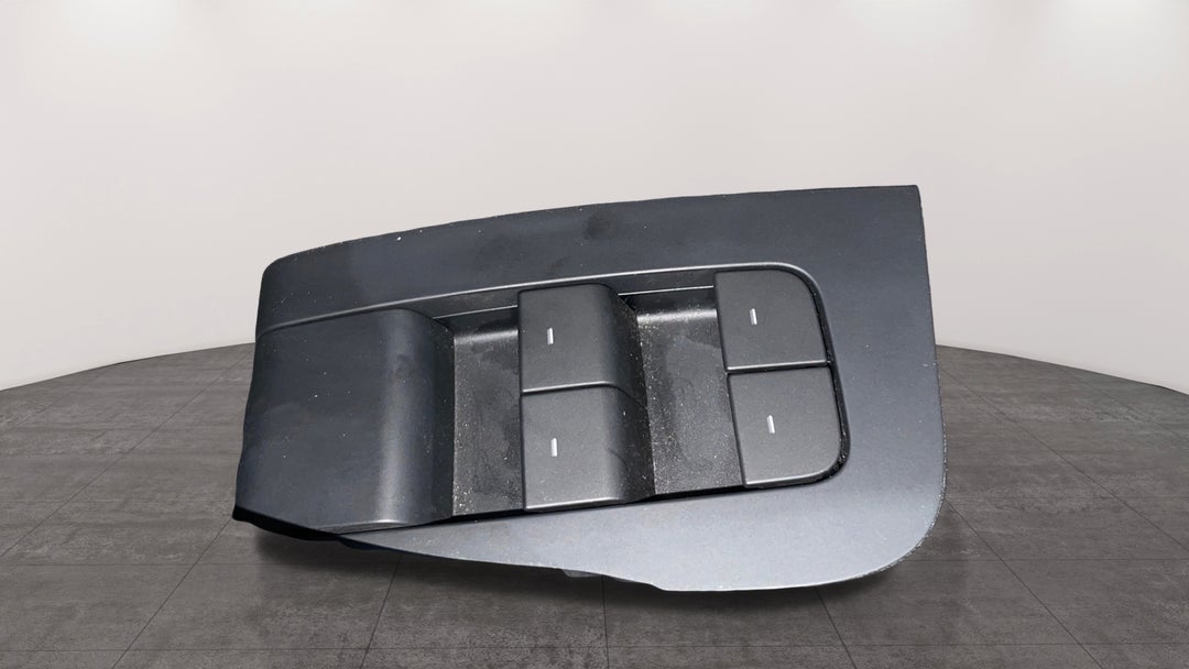 2023 Tesla Model Y Performance, Automatic, 32376 km, Drivers Side Door Panel Controls