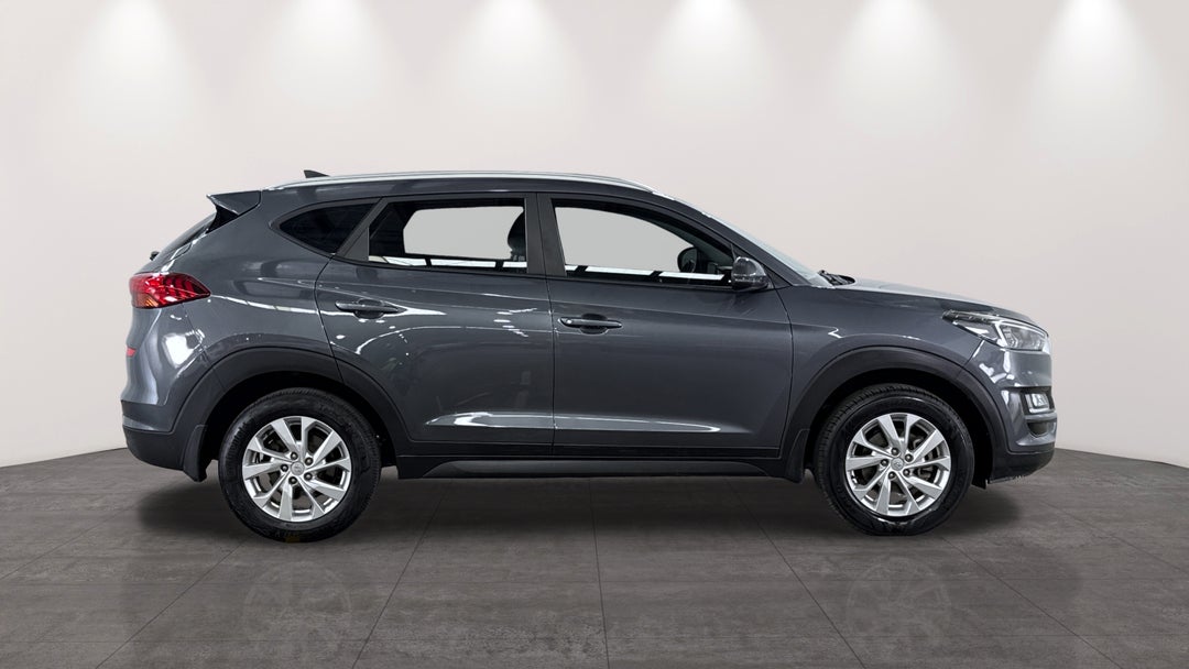 2018 Hyundai Tucson Active X (FWD), Automatic, 68959 km, Right Side View