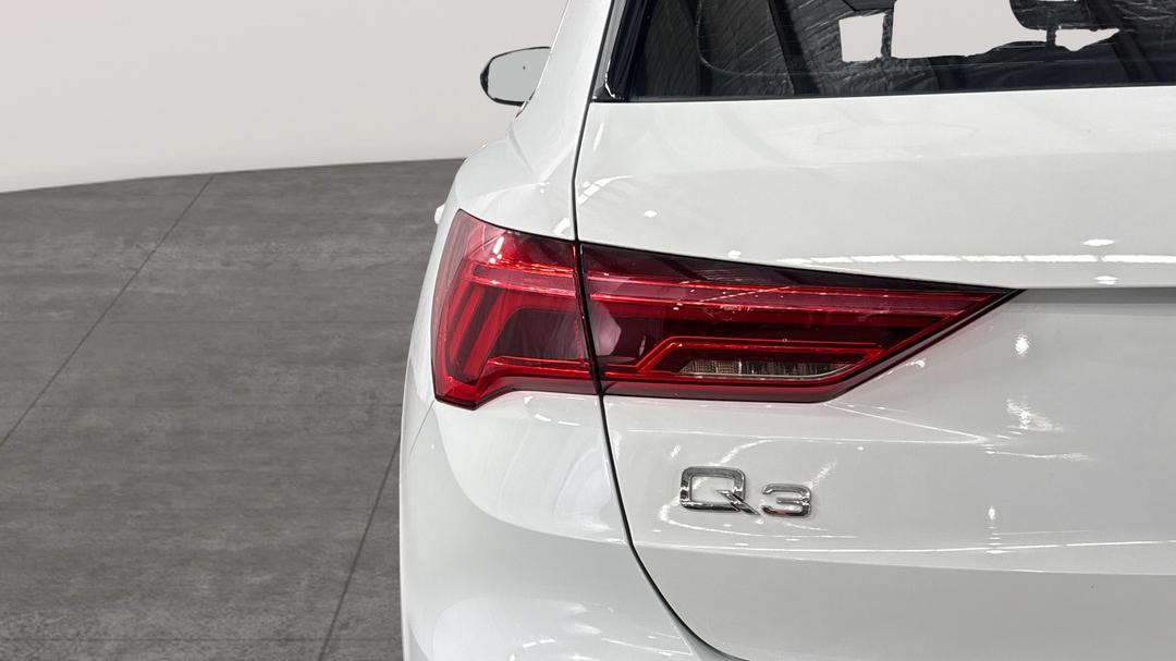2020 Audi Q3 35 Tfsi, Automatic, 38440 km, Badge (Boot Left Side)