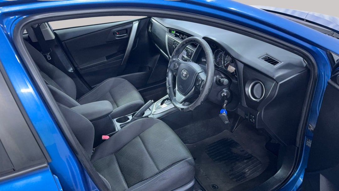 2014 Toyota Corolla Ascent Sport, Automatic, 128066 km, Right Side Front Door Cabin View