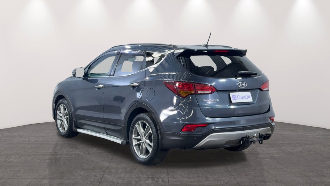 2015 Hyundai Santa Fe Highlander Crdi (4x4), Automatic, 142786 km, Left Back Diagonal (45- Degree) View