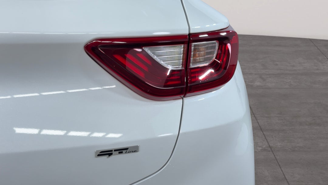 2024 Kia Stonic Gt-line, Automatic, 1441 km, Badge (Boot Right Side)
