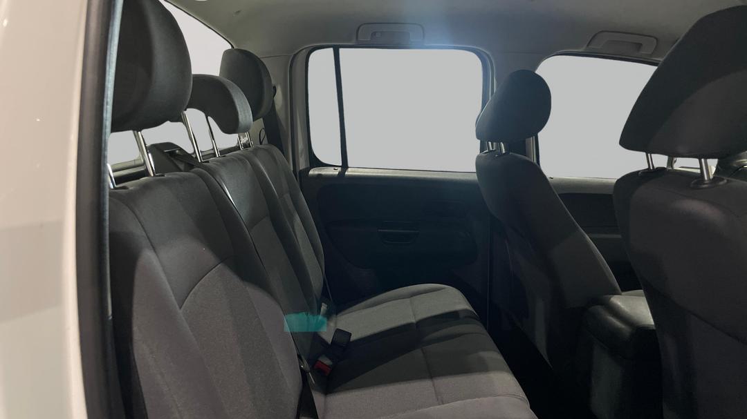 2016 Volkswagen Amarok Tdi340 (4x2), Manual, 126952 km, Right Side Rear Door Cabin View