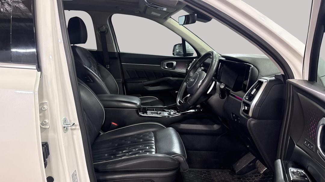 2021 Kia Sorento Gt-line 7 Seat, Automatic, 48140 km, Right Side Front Door Cabin View